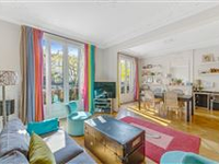 BRIGHT CHARACTER APARTMENT