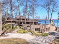 EXTRAORDINARY LAKEFRONT OPPORTUNITY