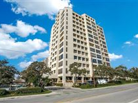 CONTEMPORARY CONDO LIFESTYLE