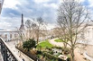 ELEGANT APARTMENT OVERLOOKING THE PALAIS GALLIERA SQUARE