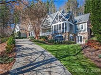 2.88 EXCEPTIONALLY PRIVATE BILTMORE FOREST ACRES