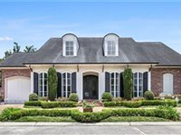 DESIRABLE METAIRIE CLUB ESTATES