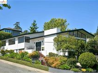 HIP SPLIT-LEVEL CONTEMPORARY
