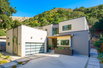 MODERN LUXURY HOME