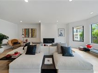 NEWLY RENOVATED MISSION DOLORES TOWNHOME