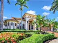 INCREDIBLE HOME ON SOUTHWEST TIP LOT