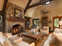 AWARD-WINNING CUSTOM LUXURY HOME