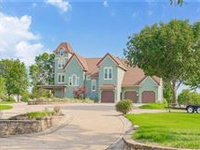 GORGEOUS ESTATE WITH LAND ON AN AMAZING LOCATION