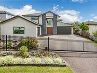 GRAND PINEHILL RESIDENCE IN SUPERB LOCATION