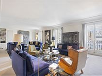 REFINED DUPLEX APARTMENT