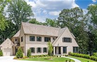 LIGHT-FILLED CUSTOM NEW CONSTRUCTION