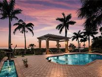 PANORAMIC VIEWS OF SPARKLING SARASOTA BAY