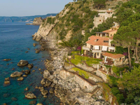 BEAUTIFUL VILLA FOR SALE IN SCILLA
