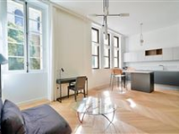 WONDERFULLY APPOINTED AND REVAMPED APARTMENT