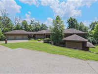 STUNNING CONTEMPORARY HOME ON FIVE ACRES