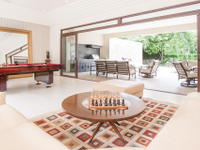THE ASTONISH HOME