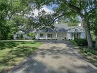 SENSATIONALLY LIGHT & BRIGHT HOME