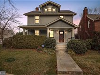 LUXURY WITH CHARM AND COMFORT