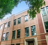 THE MOST STYLISH TOWNHOME IN SOUTH LOOP