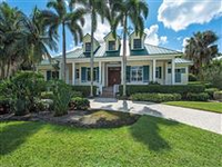 QUINTESSENTIAL TROPICAL RETREAT