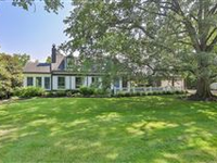 CHARMING CAPE COD HOME