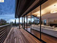 DRAMATIC MID-CENTURY CONTEMPORARY ON AN EXPANSIVE PARCEL