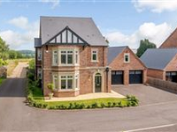 ELEGANT AND DISTINGUISHED THREE STOREY HOUSE WITH OUTSTANDING ORANGERY