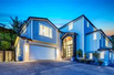LIGHT AND BRIGHT EXECUTIVE FAMILY HOME