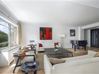 MASTERFULLY RENOVATED FIFTH AVENUE ENTERTAINER'S DREAM SPACE