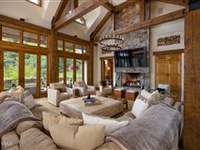 THE PERFECT MOUNTAIN HOME
