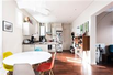 CHARMING APARTMENT BATHED IN SUNLIGHT WITH AN EXCELLENT FLOOR PLAN