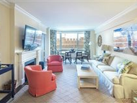 SUNNY AND HAPPY THREE BEDROOM HOME