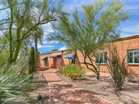 PRIVATELY POSITIONED TERRITORIAL HOME WITH BIG MOUNTAIN VIEWS
