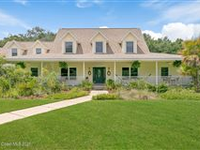 SPRAWLING 17 ACRE ESTATE