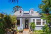 CHARACTER-FILLED AND ENDEARING HOME IN LEICHHARDT IN