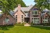 CHARMING AND BRIGHT FAMILY HOME IN LEAWOOD