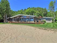 CUSTOM YEAR-ROUND LAKE HOME