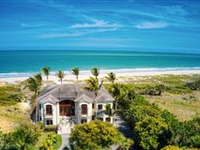OCEANFRONT HOME IN ESTATE SECTION OF NORTH HUTCHINSON ISLAND