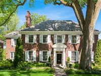 GORGEOUS GEORGIAN ONE BLOCK FROM LAKE MICHIGAN