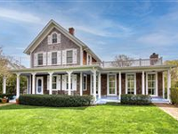 ELEGANT FARMHOUSE IN SOUTHAMPTON VILLAGE