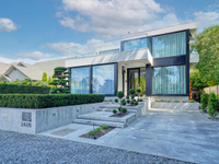MASTERFULLY BUILT MODERN HOME