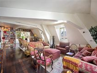 FIFTH FLOOR APARTMENT NEAR THE SEINE