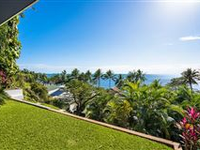 PRIVATE RETREAT WITH SPECTACULAR OCEAN VIEWS IN TRINITY BEACH