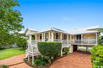 PICTURESQUE 1910 QUEENSLANDER ON SPRAWLING GROUNDS