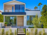 TRANQUIL MODERN-MINIMALISTIC HOME