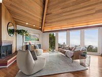 GORGEOUS BERKELEY HILLS CONTEMPORARY WITH PANORAMIC VIEWS