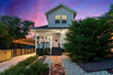 CHARMING HOUSE WITH VINTAGE DETAILS AND MODERN CONVENIENCES
