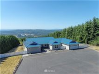 SPECTACULAR CUSTOM RESIDENCE WITH BREATHTAKING VIEWS