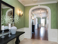 GORGEOUS LUXURY CONDOMINIUM