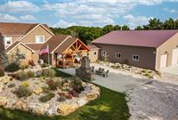 RUSTIC FARMHOUSE AND COUNTRY LIVING IN LIBERTY